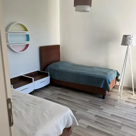 With Sea And Mountain Views Apartment *
