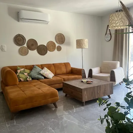 With Sea And Mountain Views Apartament